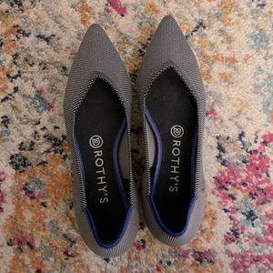 NEVER WORN Rothy's - The Point - Pebble Grey